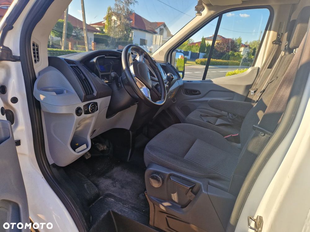 Ford Transit - 11