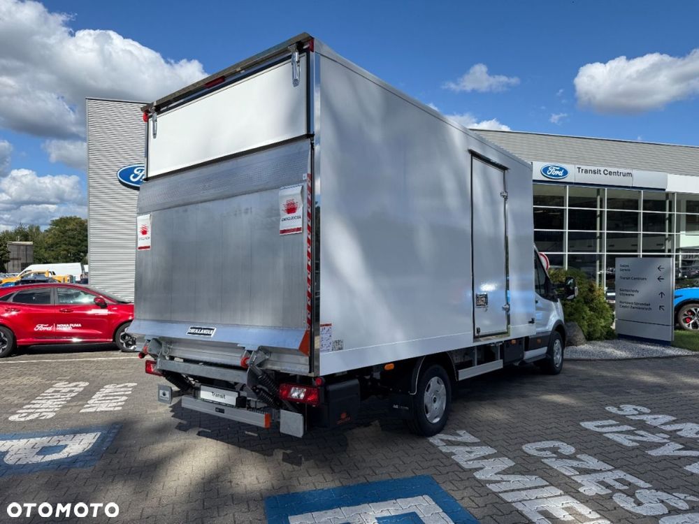 Ford Transit - 8