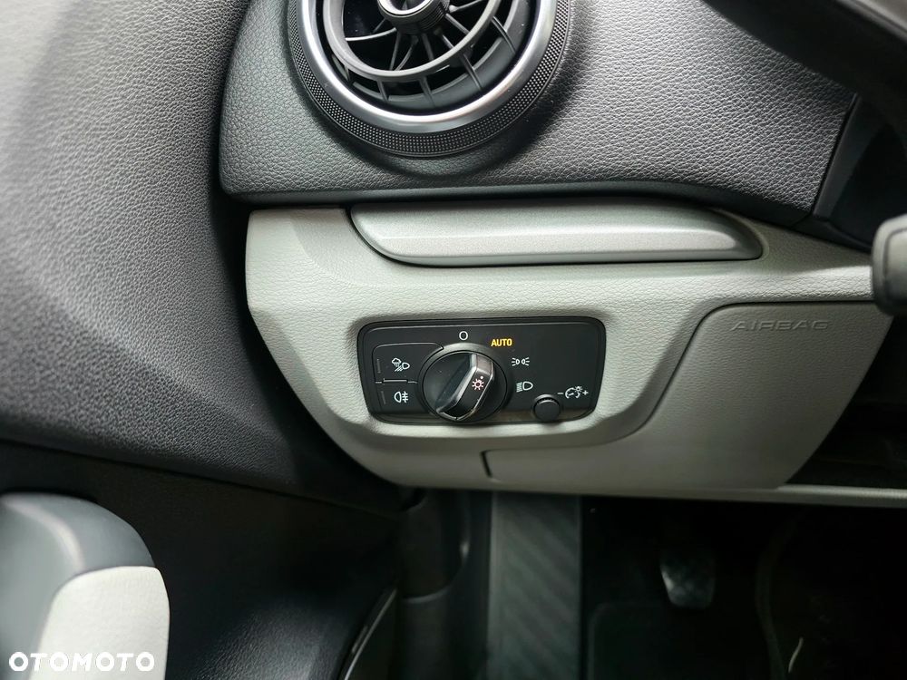 Audi A3 Sportback - 16