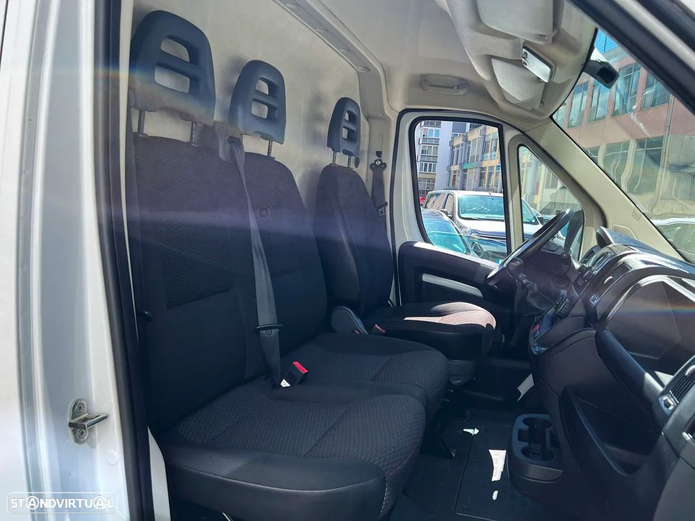 Peugeot Boxer 2.2 BlueHdi 335 L3H3 - 11