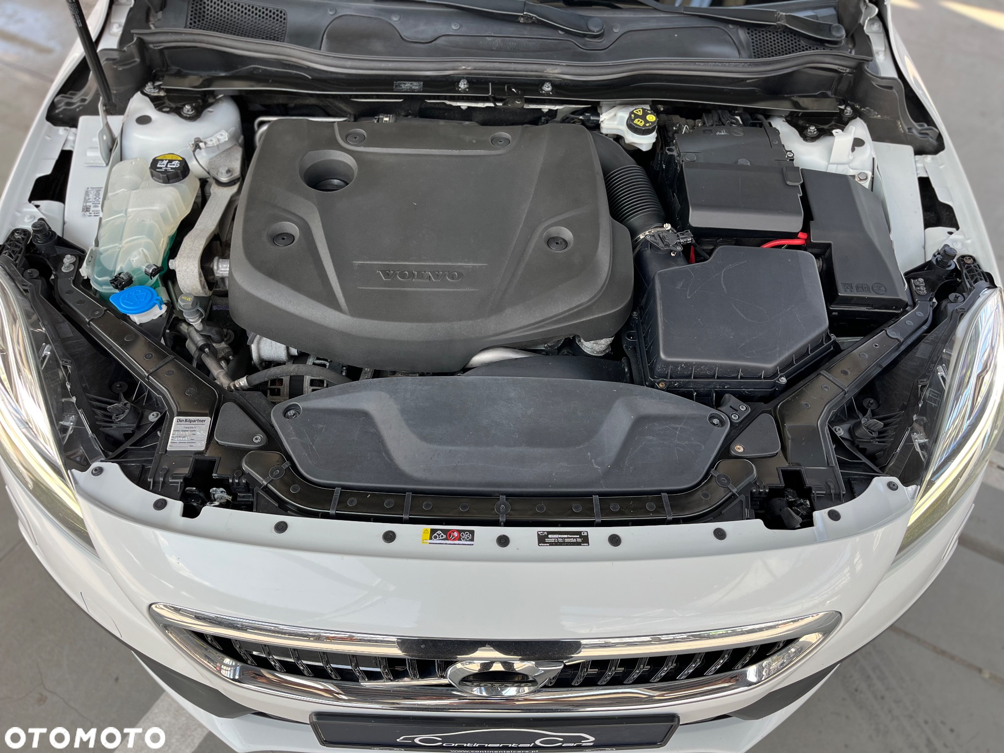 Volvo V40 Cross Country D4 Geartronic Momentum - 31