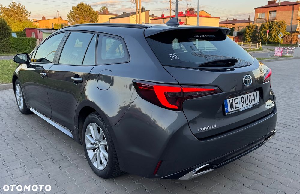 Toyota Corolla 1.8 Hybrid Comfort - 6