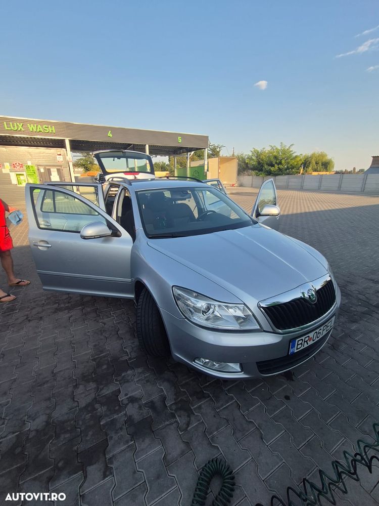 Skoda Octavia Combi 1.2 TSI Active - 4