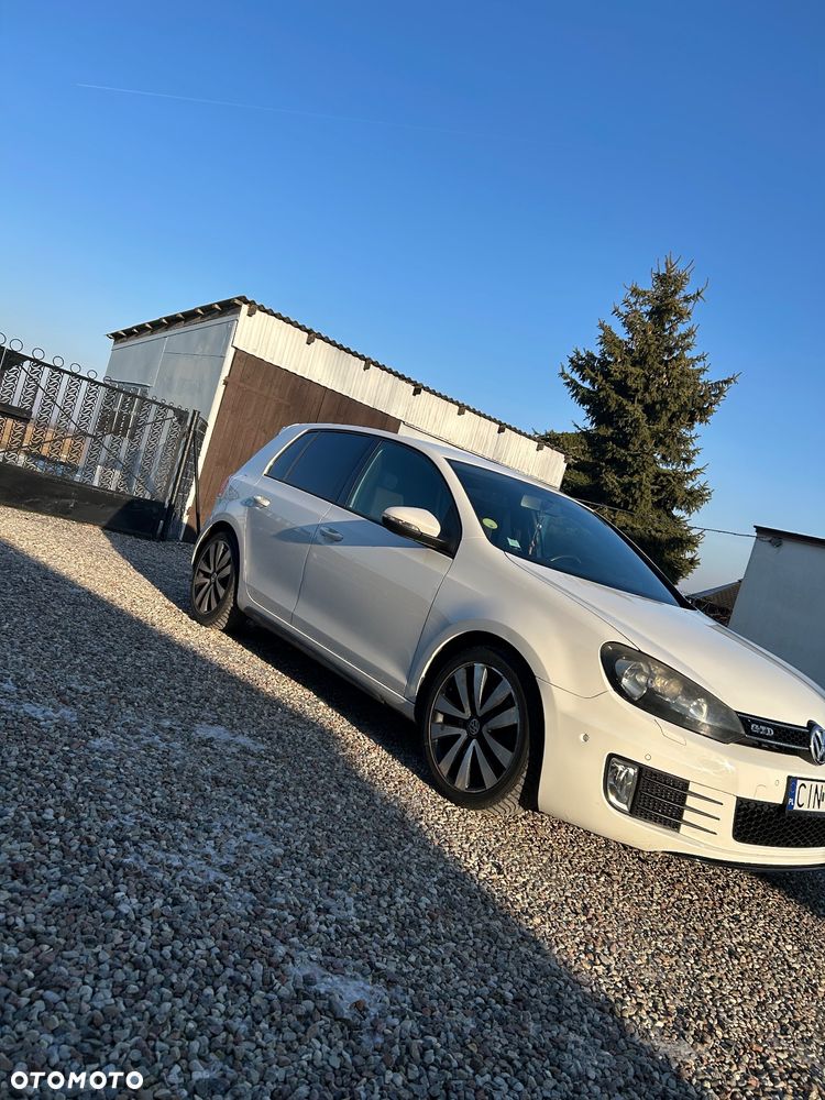 Volkswagen Golf 2.0 TDI DPF GTD - 2