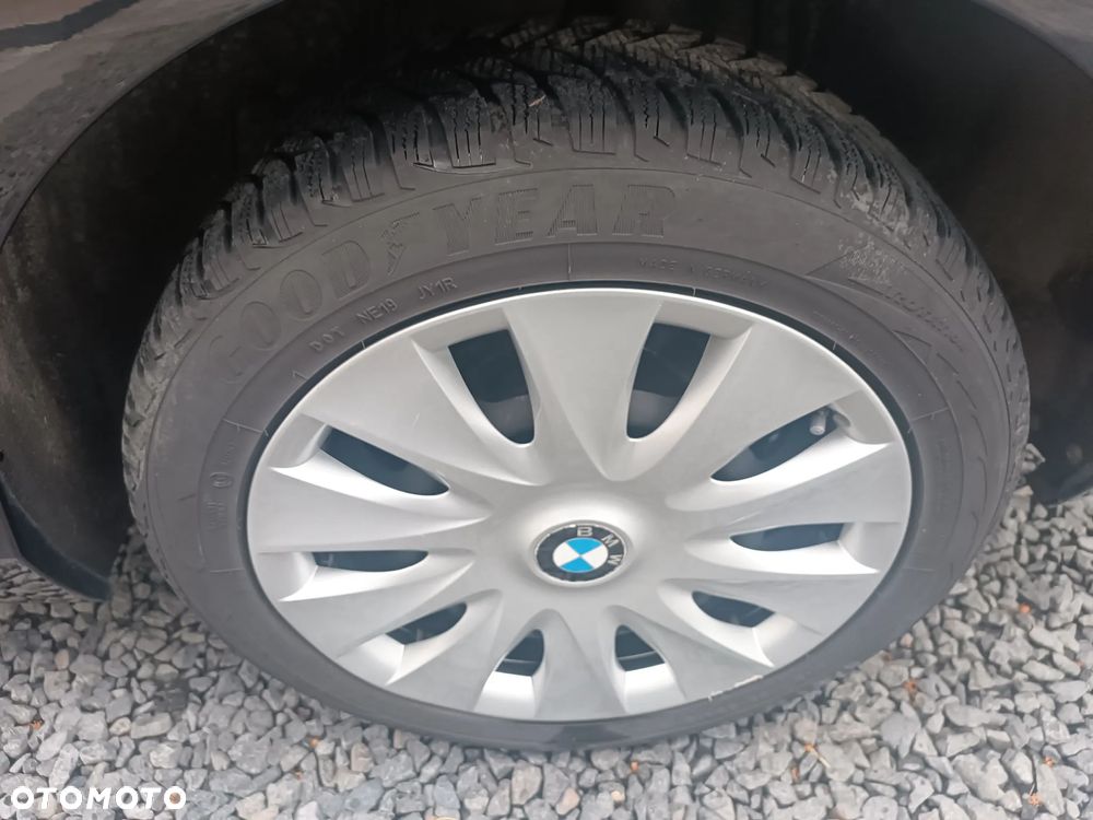 BMW Seria 1 114i - 29