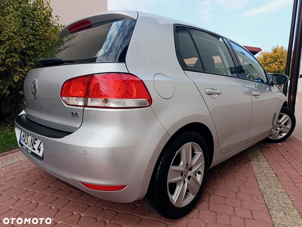 Volkswagen Golf - 4