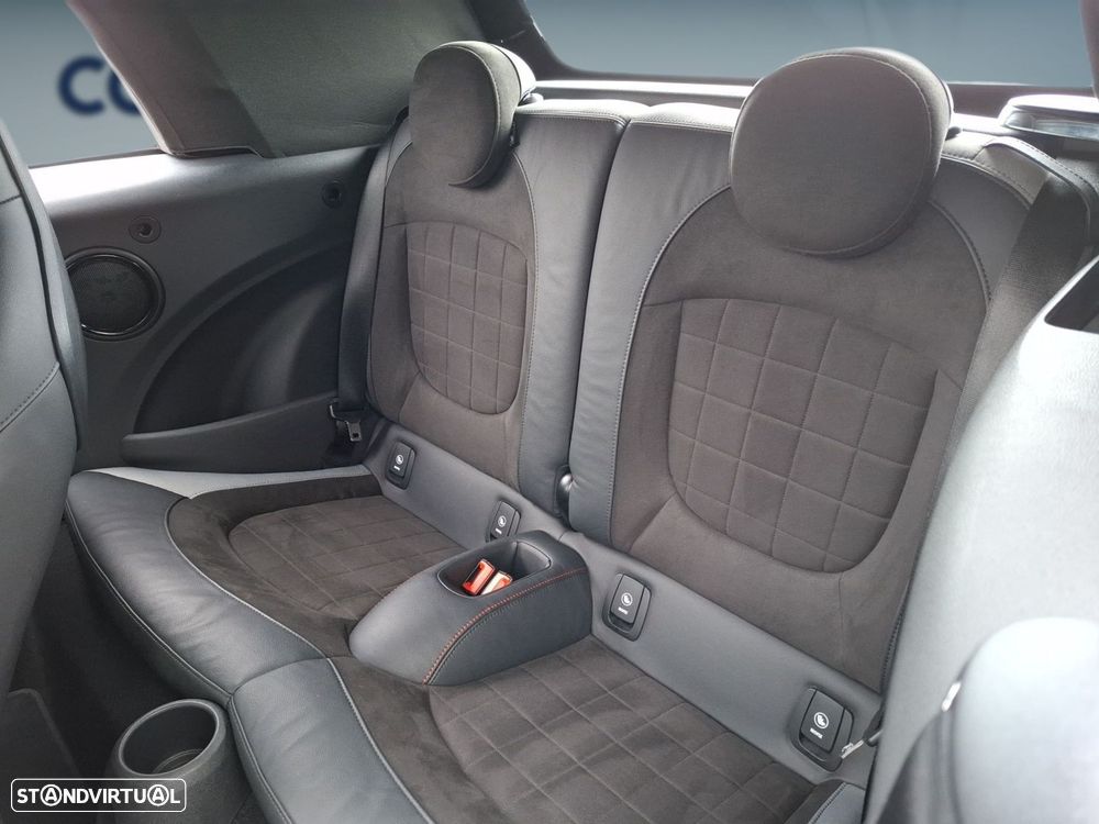 MINI Cabrio Cooper Premium Extra JCW Auto - 14