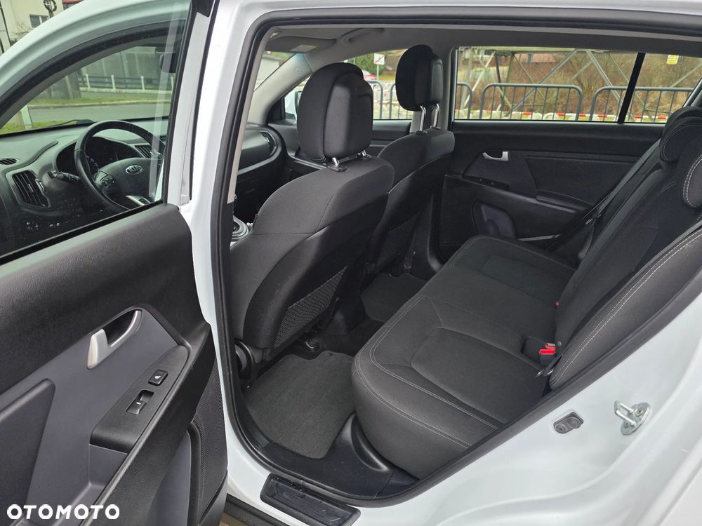 Kia Sportage 1.6 GDI 2WD Dream-Team Edition - 27