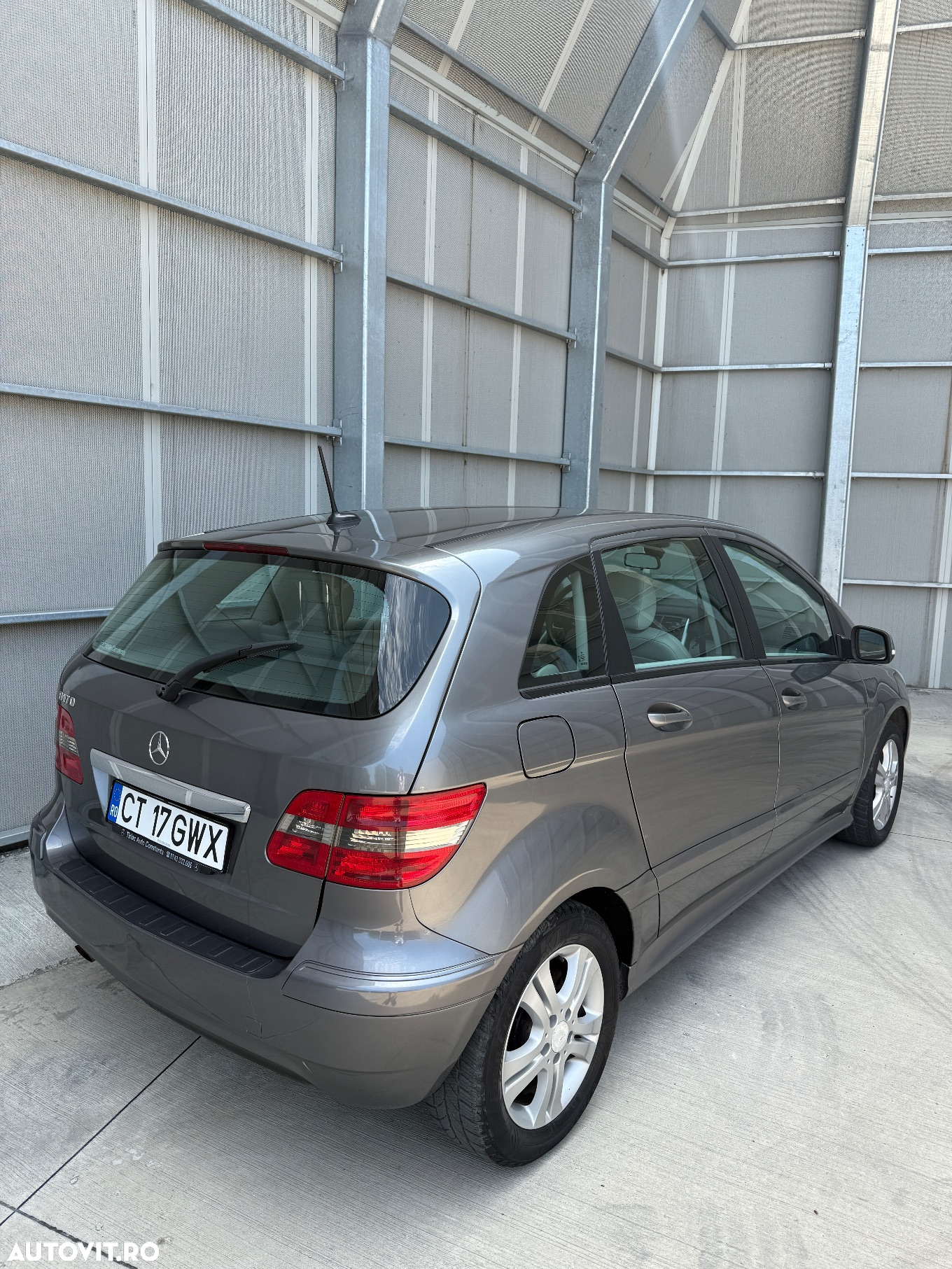 Mercedes-Benz B 170 - 8