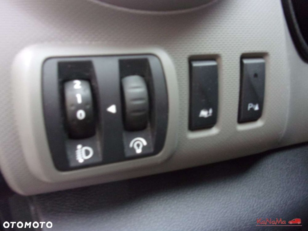 Renault Trafic - 26