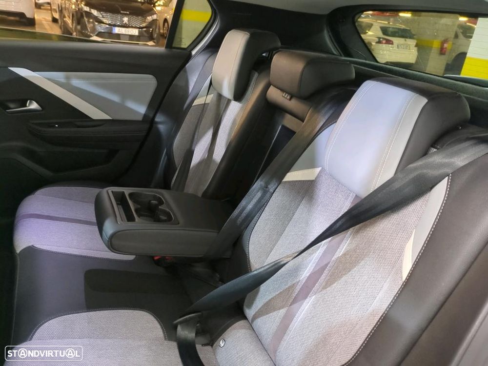 Opel Astra 1.5 D Elegance - 8