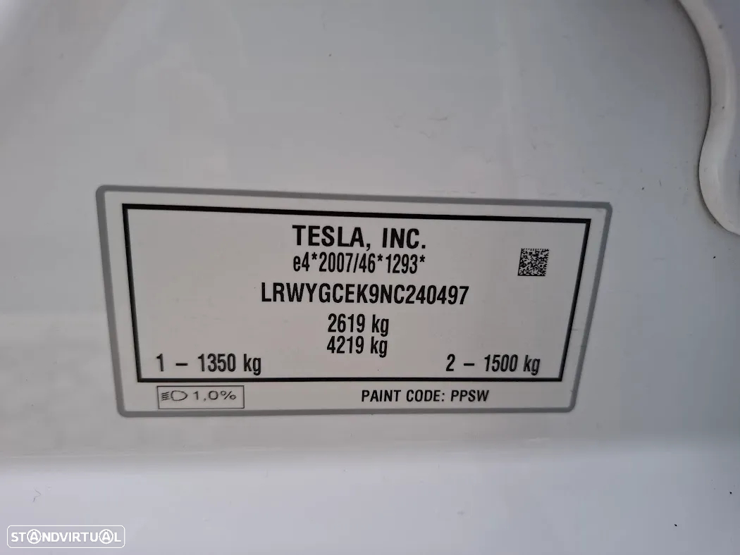 Tesla Model Y Long Range Dual Motor AWD - 57