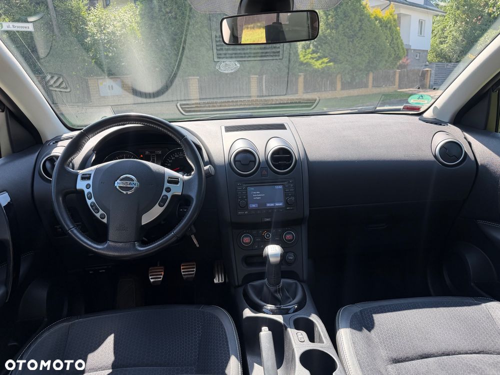 Nissan Qashqai - 23