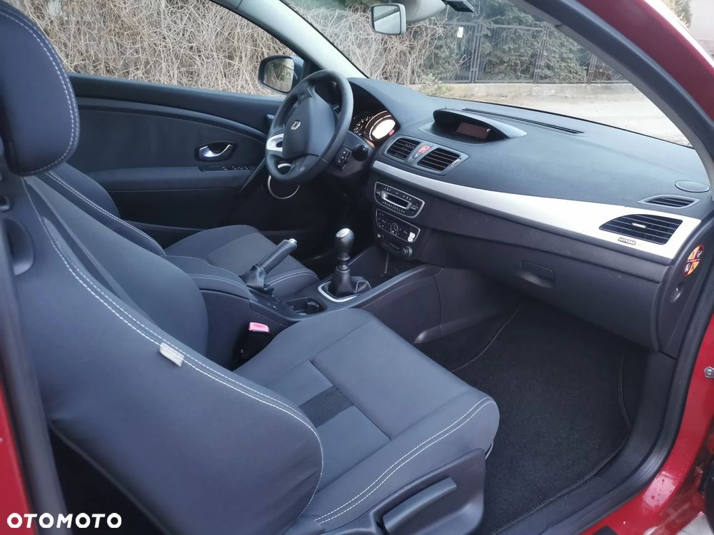 Renault Megane 1.6 Dynamique - 6