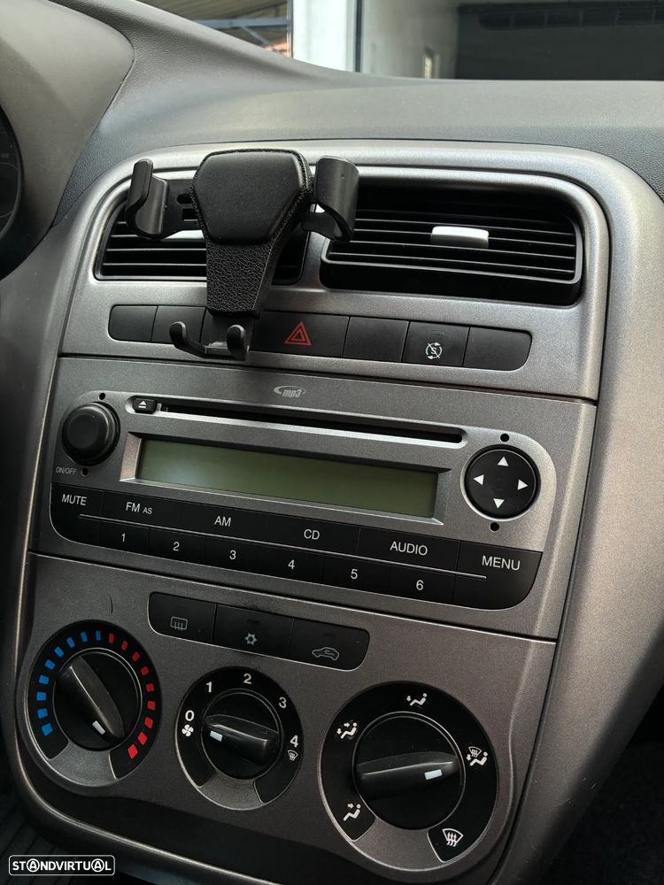 Fiat Punto 1.3 M-Jet Easy S&S - 6