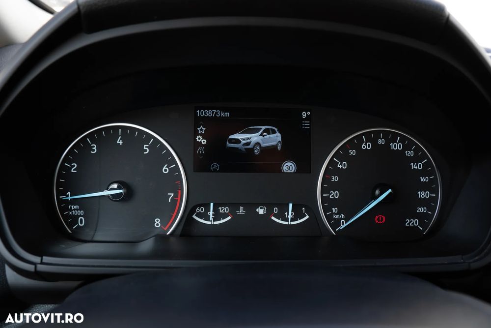 Ford EcoSport - 11