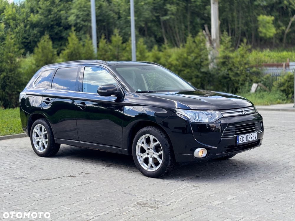 Mitsubishi Outlander - 7