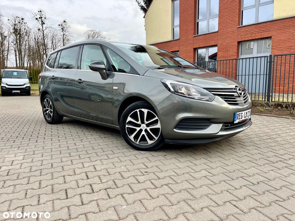 Opel Zafira - 9