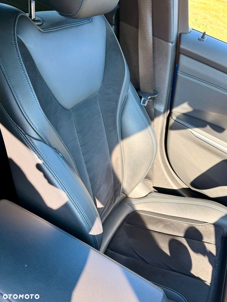 BMW Seria 3 320d xDrive MHEV M Sport sport - 9