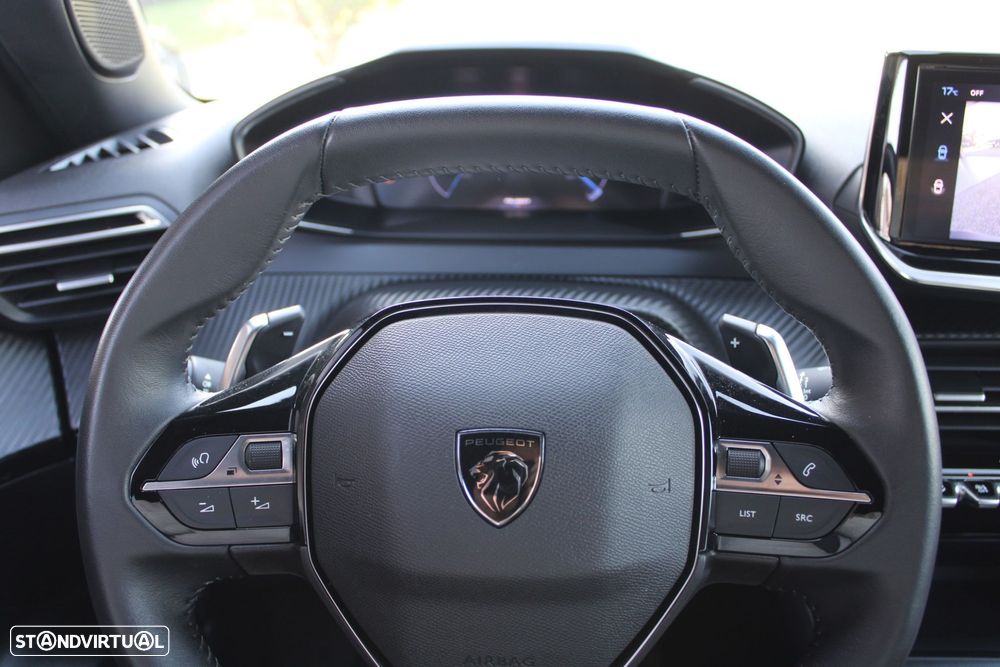 Peugeot 2008 1.2 PureTech Allure Pack EAT8 - 11