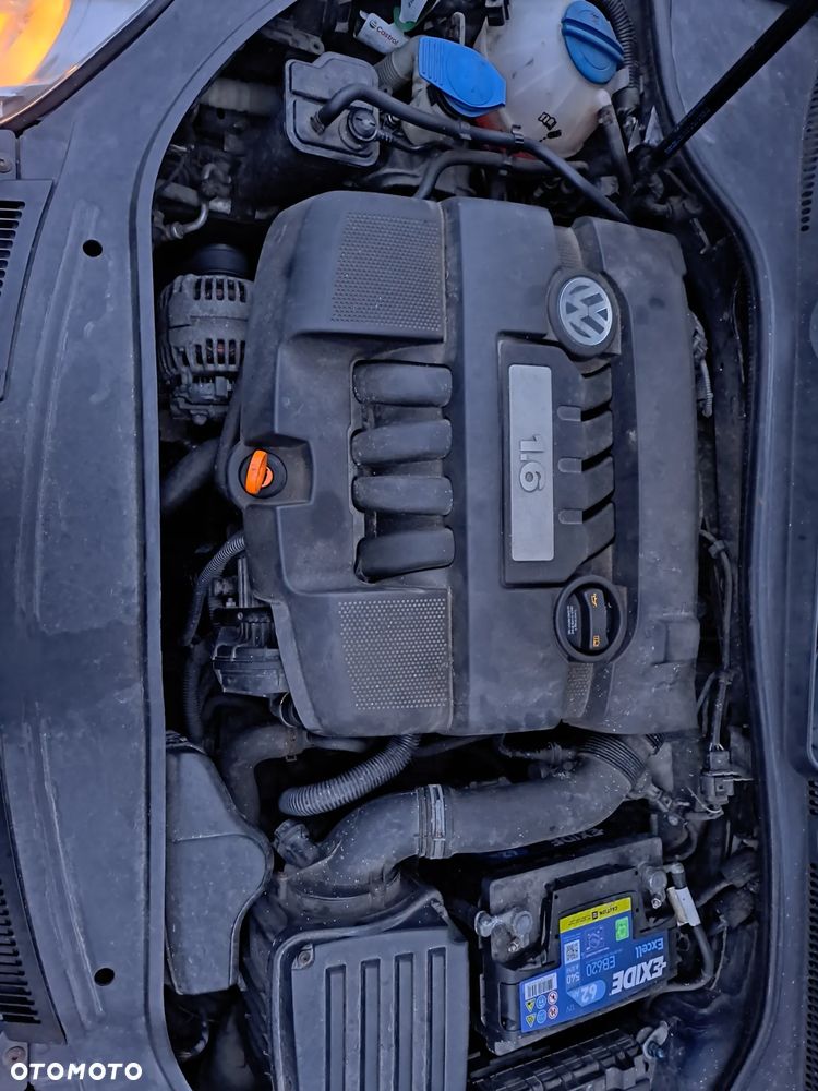 Volkswagen Jetta 1.6 Comfortline - 16