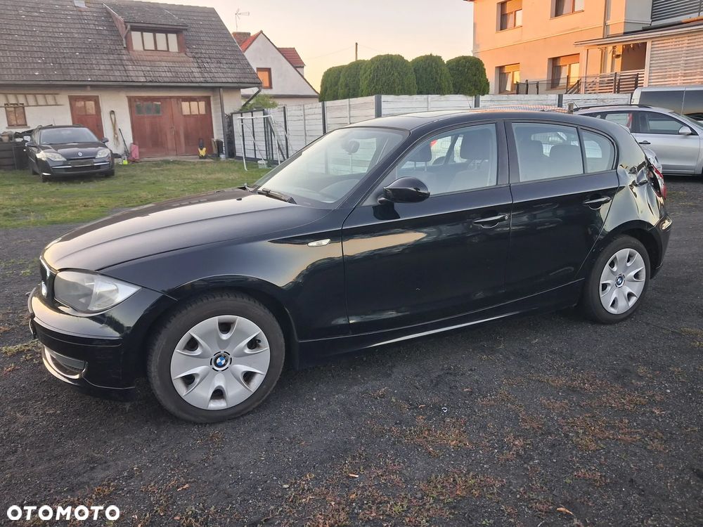 BMW Seria 1 - 18