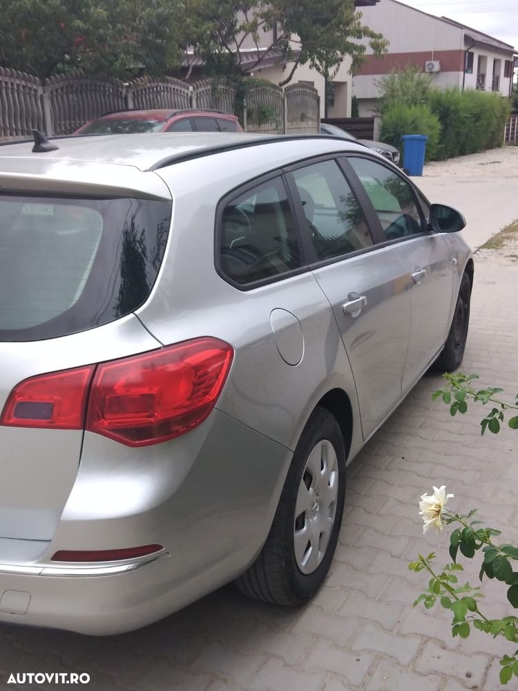 Opel Astra 1.7 CDTI - 11
