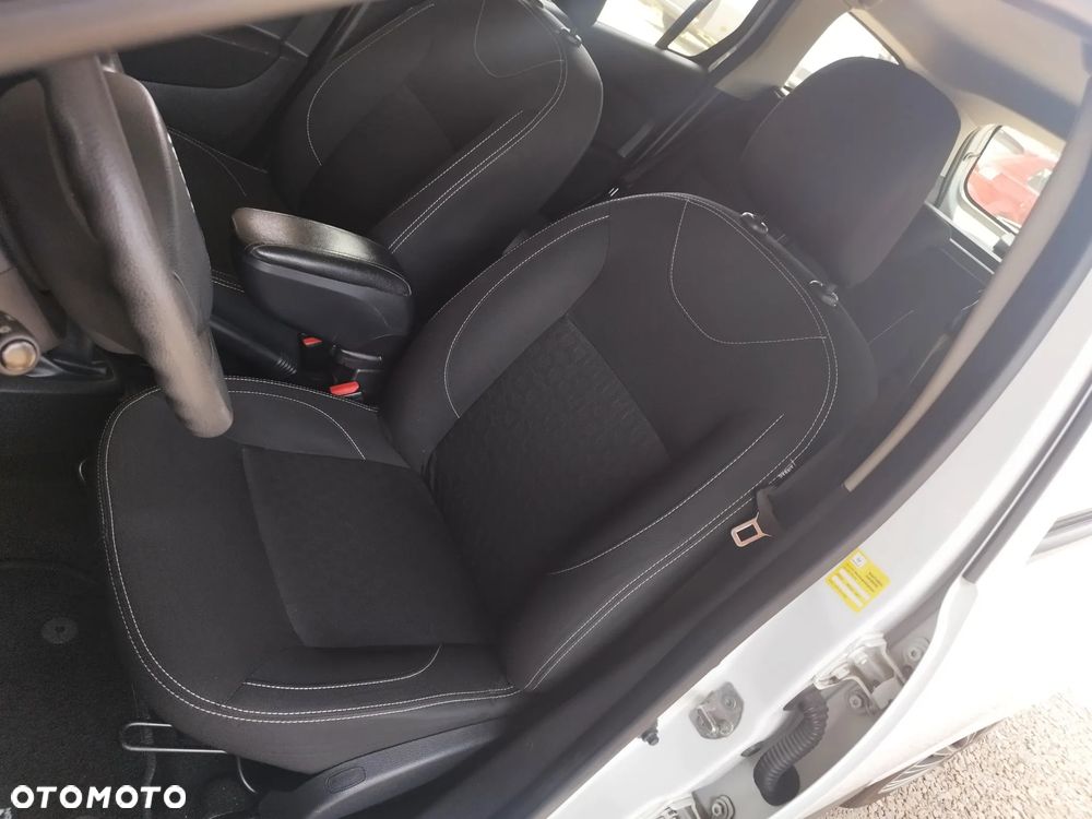Dacia Logan TCe 90 S&S Laureate - 18