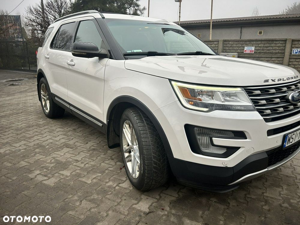 Ford Explorer - 3