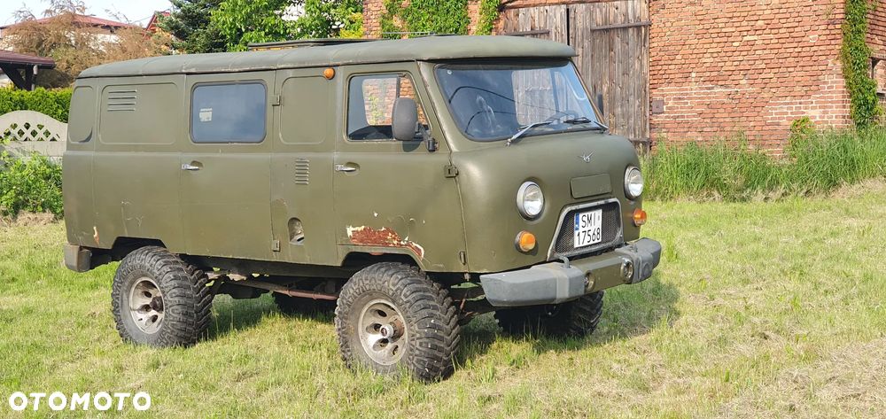Uaz 452 - 11