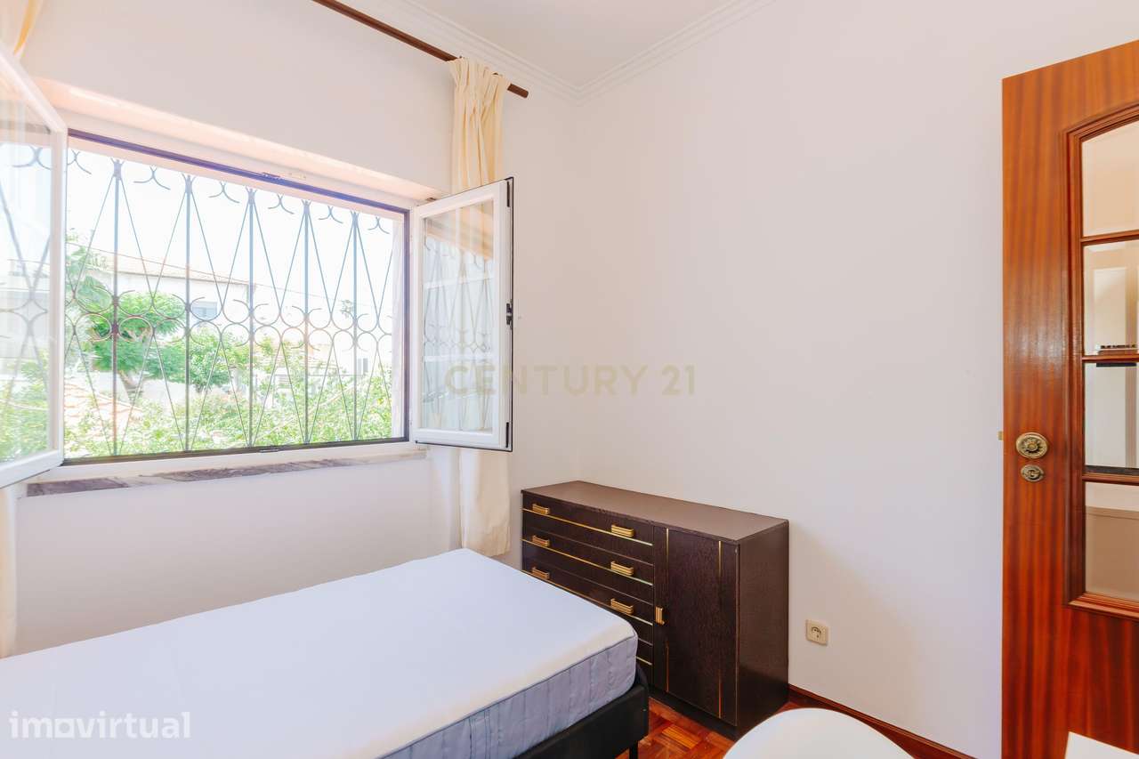 Arrendamento de Quarto para Estudante em Moradia em Lisboa - Grande imagem: 2/32