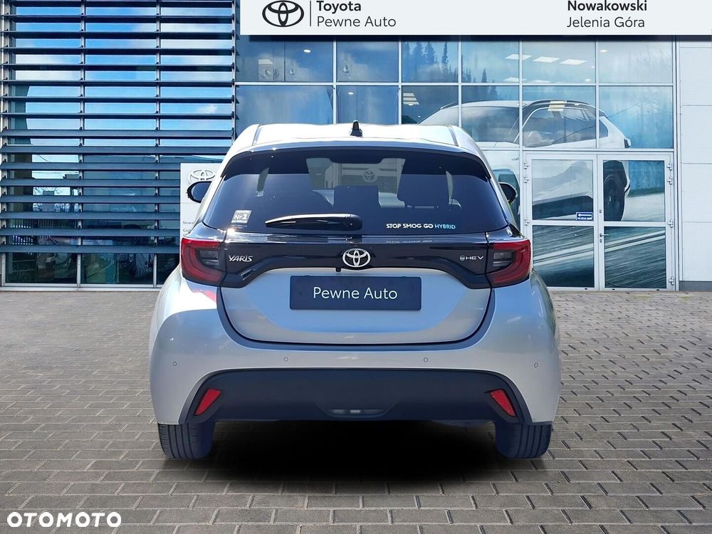 Toyota Yaris Hybrid 1.5 Style - 6