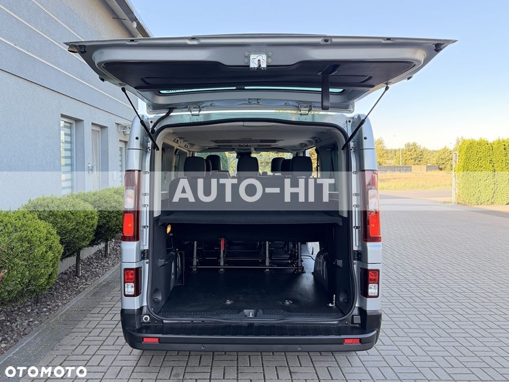 Renault Trafic - 10