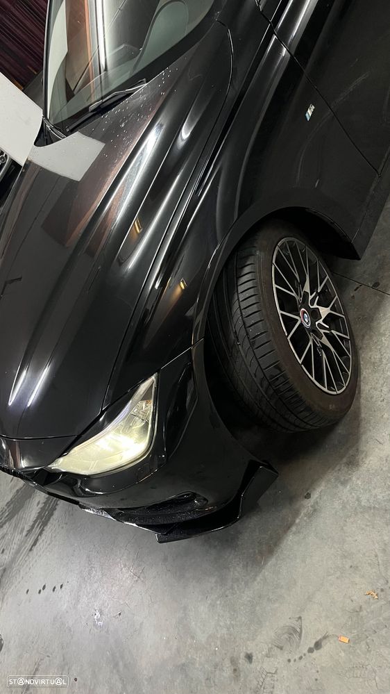 BMW 318 d Pack M - 13