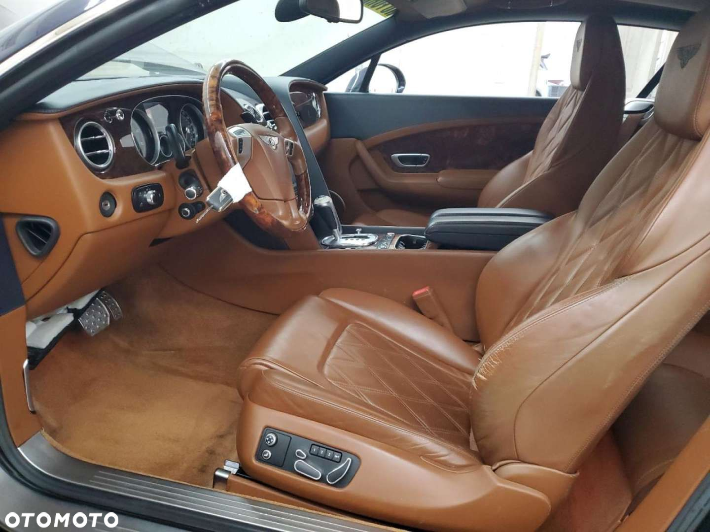 Bentley Continental GT - 6