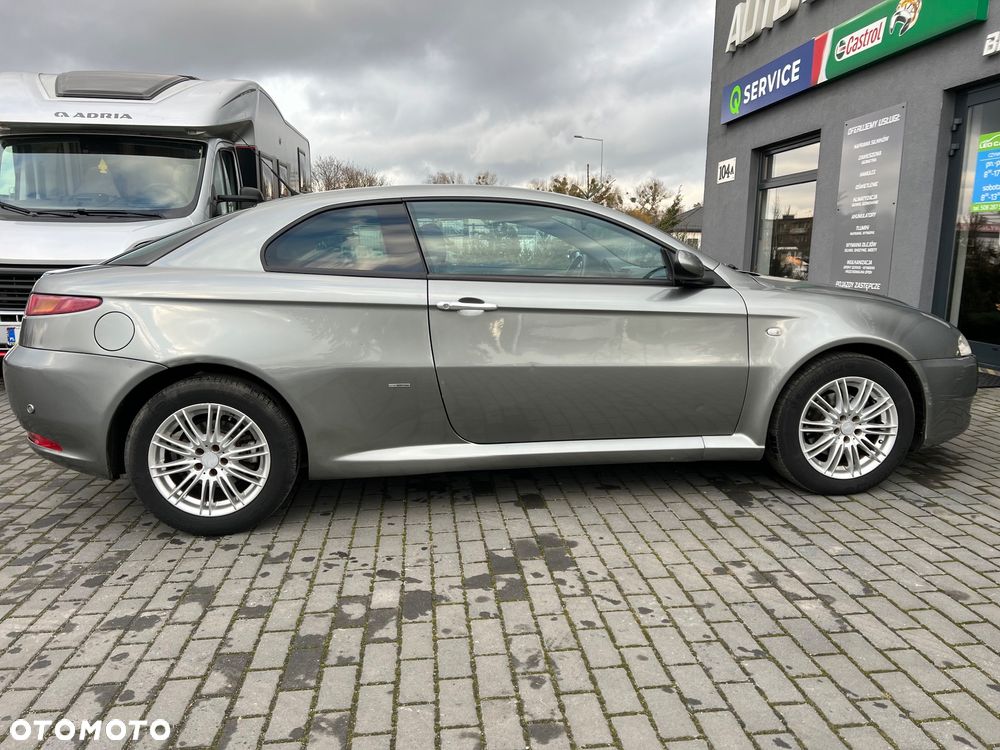 Alfa Romeo GT 2.0 JTS Distinctive Collezione - 5