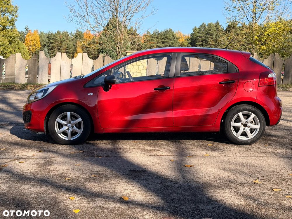 Kia Rio 2012 photo 4