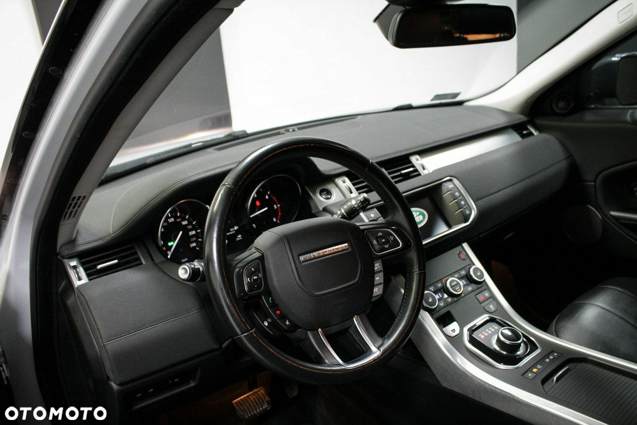 Land Rover Range Rover Evoque - 13