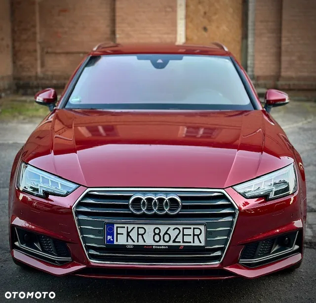 Audi A4 Avant 40 TFSI sport - 4