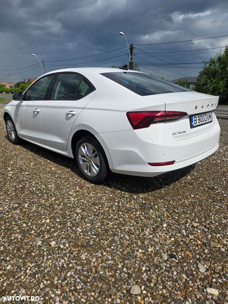 Skoda Octavia - 12