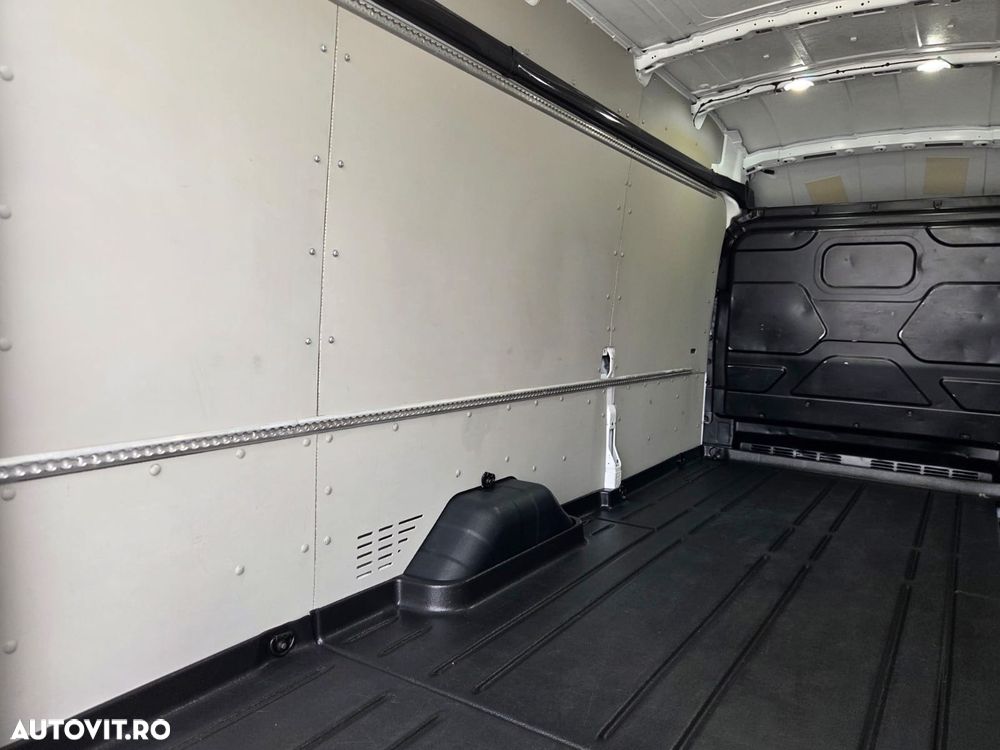 Ford New Transit L4H3 - 12