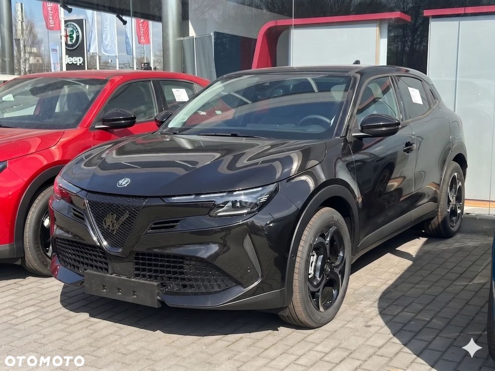 Alfa Romeo Junior 1.2 mHEV Ti eDCT - 1