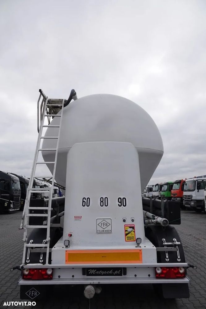 Feldbinder REMORCĂ DE CIMENT / 2 COMPARTAMENTE / 37.000 L / SILOS / PENTRU MATERIALE VRAC / AXIE DE RIFAT / SAF / JANTE DE ALIE - 12