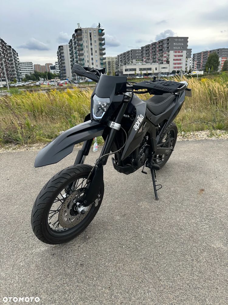Aprilia SX - 11