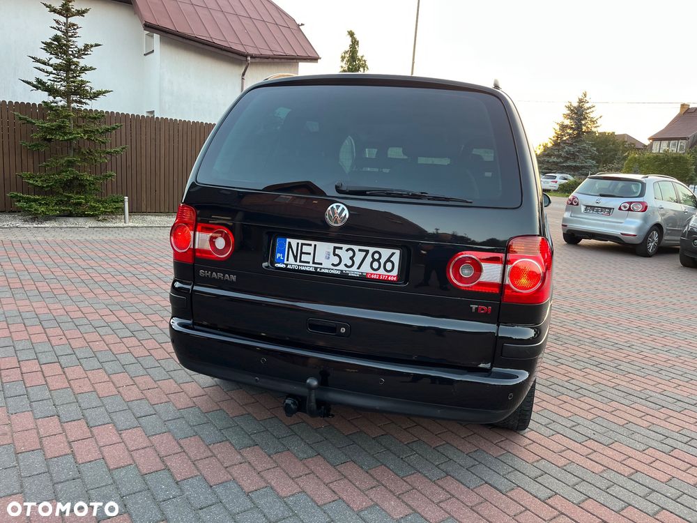Volkswagen Sharan 2006 photo 3