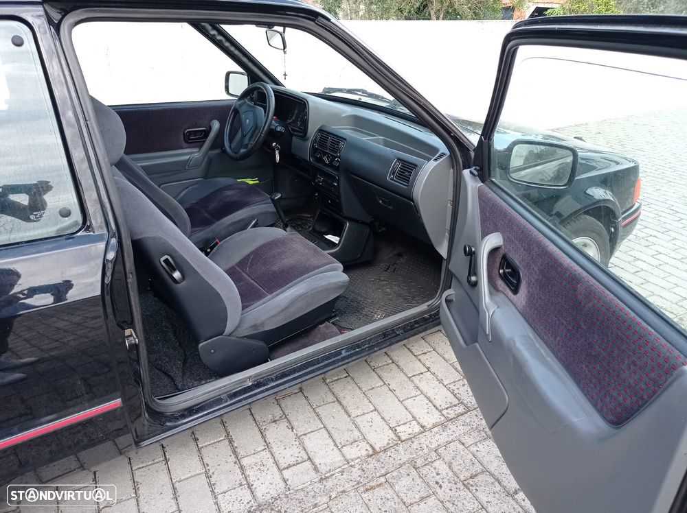 Ford Escort XR3i - 9