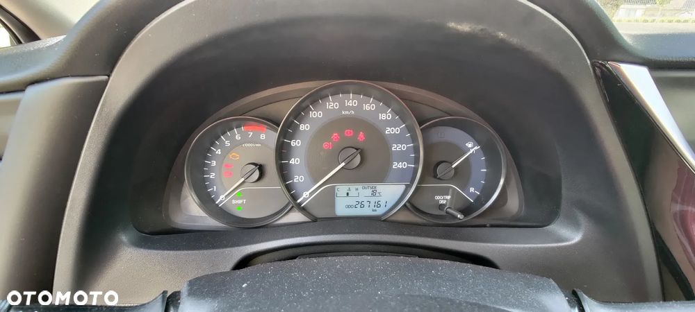 Toyota Corolla 1.6 Active - 4