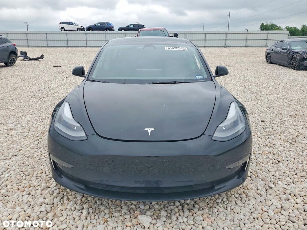 Tesla Model 3 Long Range AWD - 5
