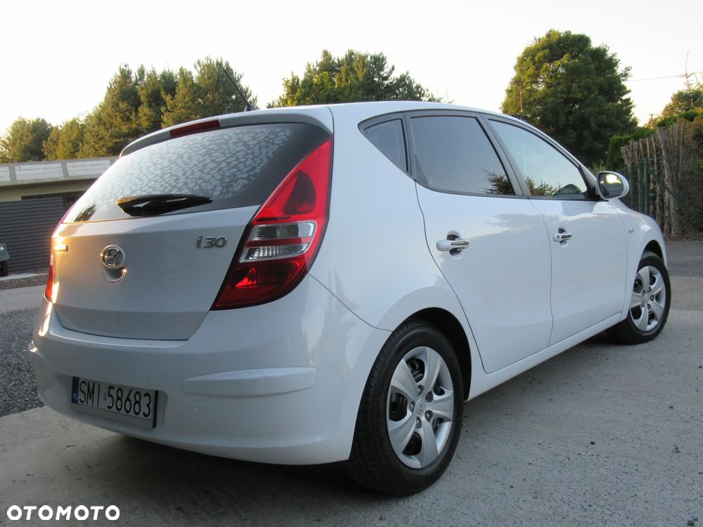 Hyundai i30 1.4 Base - 4