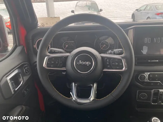 Jeep Wrangler Unlimited GME 2.0 Turbo Sahara - 12
